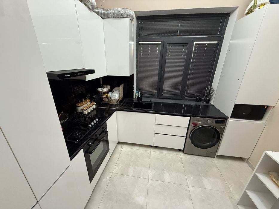 Yashnobod tumani Parkentskiy bozori orqasida Wunderkind Bogchani oldi