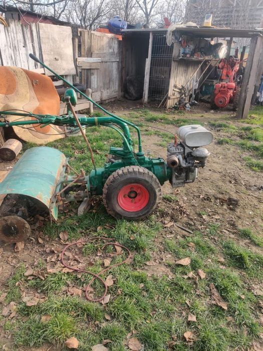 Vand motocultor cu freza