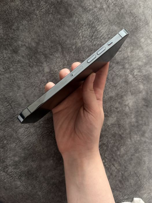 Продам айфон 13 про макс на 512гб