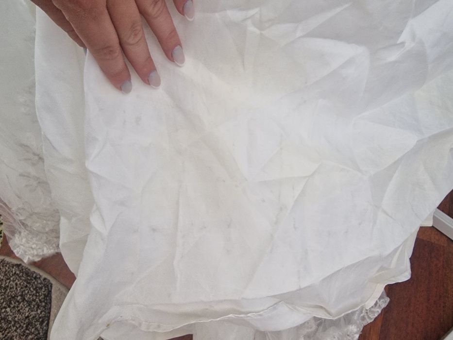 Vând rochie de mireasa bust 120