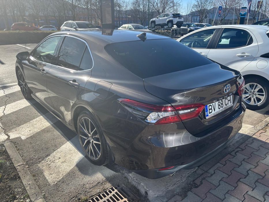 Toyota Camry  Executive Hybrid 2021 84000km Garantie 2031