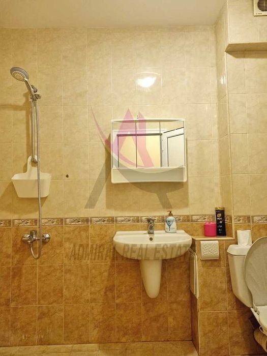 Дава се под наем Двустаен апартамент в Варна, Окръжна болница - 76 кв.м за 425 € - Снимка #4