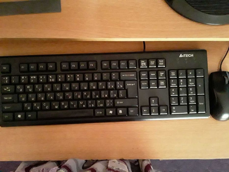 Kompyuter Лос, клавиатура, принтер Самсунг