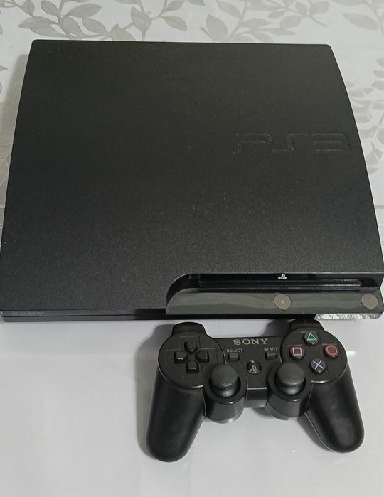 Продается ps3 , с играми