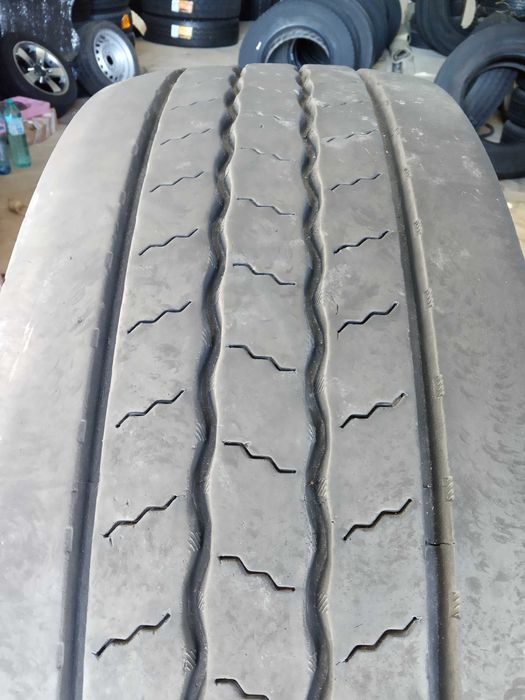 1 тежкотоварна гума 305/70R19.5 Continental Hybrid HS3 148/145M 18PR