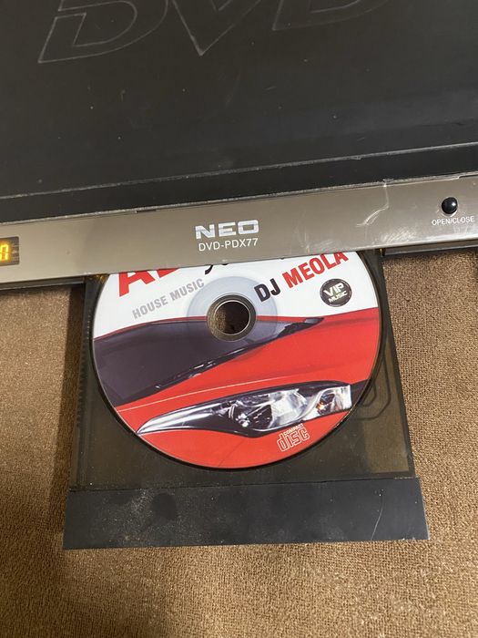 Продавам дивиди нео