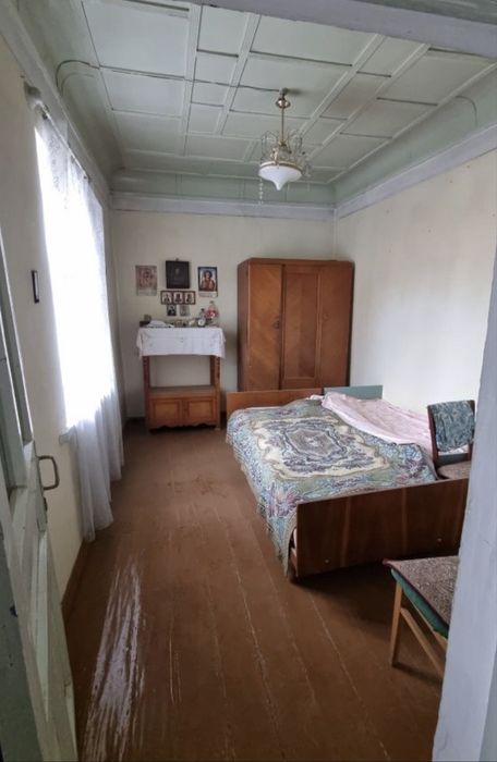 Продается дом 4 соток 6 комнат фасад дома 20 метров. Ориентир Гелён.