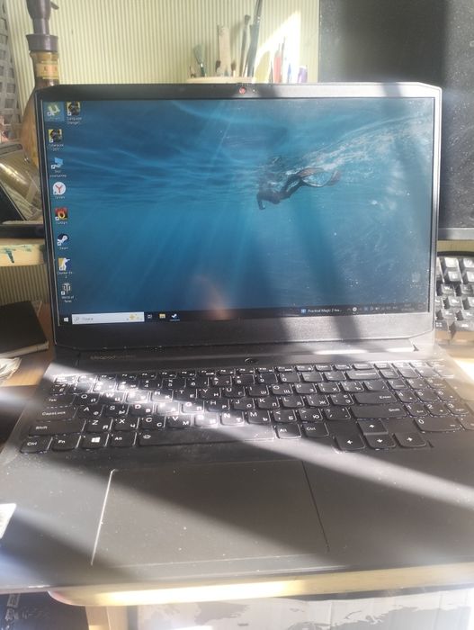 Игровой ноутбук Lenovo