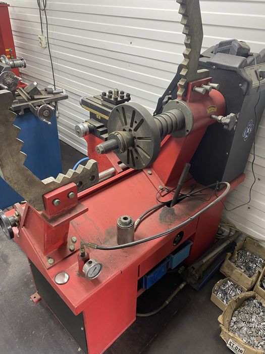 Станок прокаточный для дисков