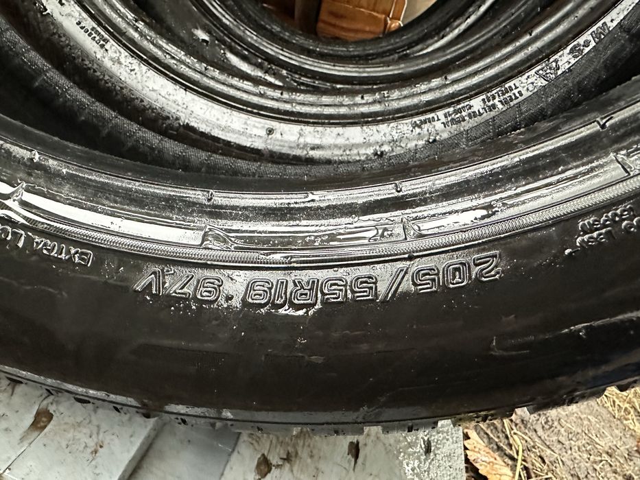 Зимни гуми 205/55/19