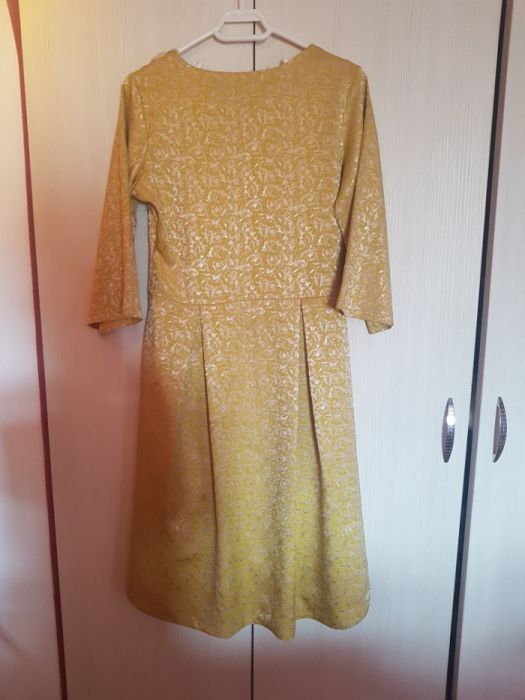 Vand rochie