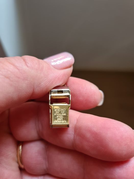 Часовник Seiko позлатен
