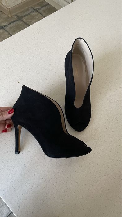 Ботильоны с открытым носом