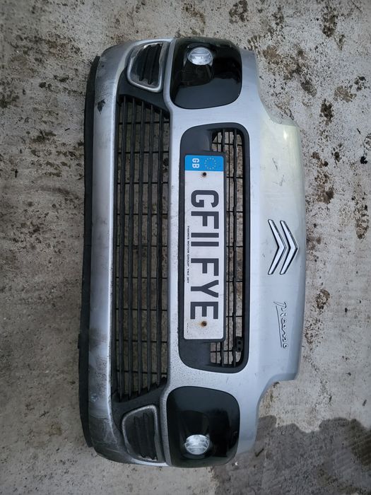 Bara fata citroen c3 picaso an 2012