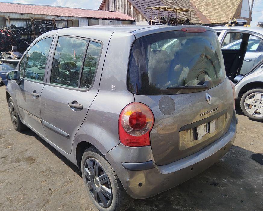 Bara spate Renault Modus an 2004-2008