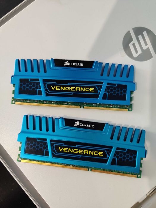 16GB 2x8 DDR3 1600Mhz Corsair Vengeance