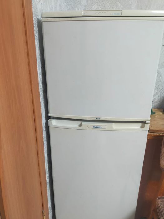 Холодильник Бирюса