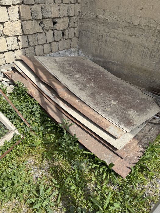 Темир листлар сотилади. СССР махсулоти.