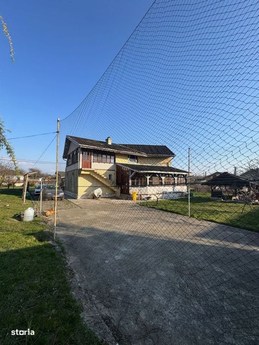 Vila premium Tautii de Sus, 250 mp, teren 14 ari, tenis & panorama