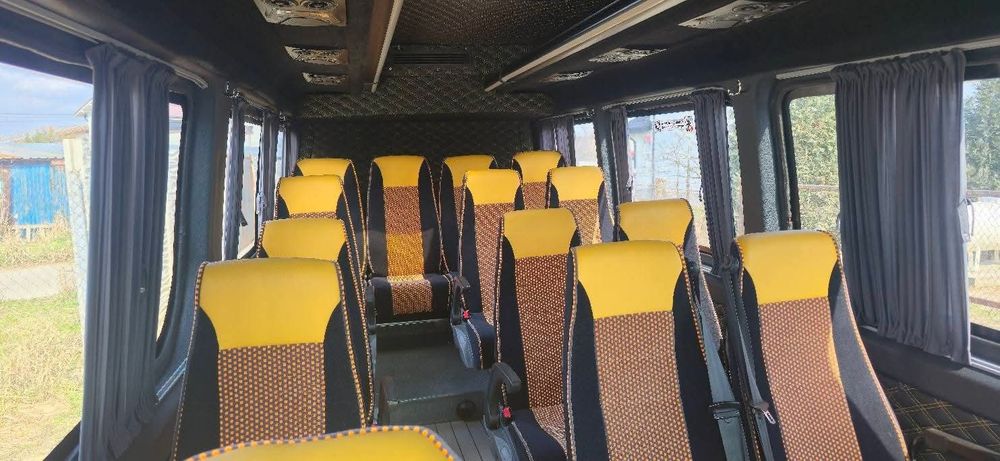 Vand Volkswagen Crafter 14+1 Locuri | Euro 5 | Interior Nou