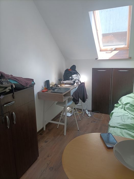 Închiriez garsoniera Centru