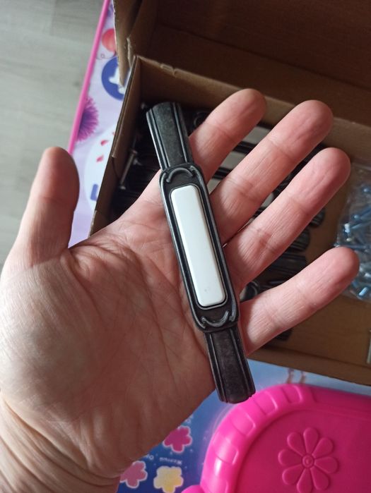 Продам комплект мебельных ручек