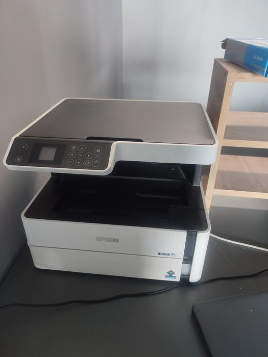 Epson kcere kopiya cherniy beliy