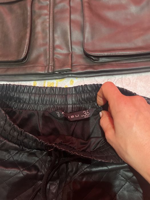 Лот от къси панталонки черни и кафява дамска пола