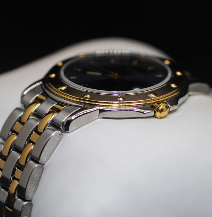 Мъжки швейцарски часовник - Raymond Weil Tango 5560