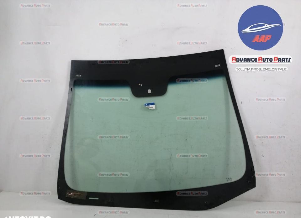 Parbriz original in stare buna COUPE Hyundai i30 GD 2012 2013 2014 201