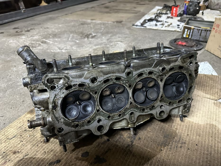 Головка от хонда двигатель д15б