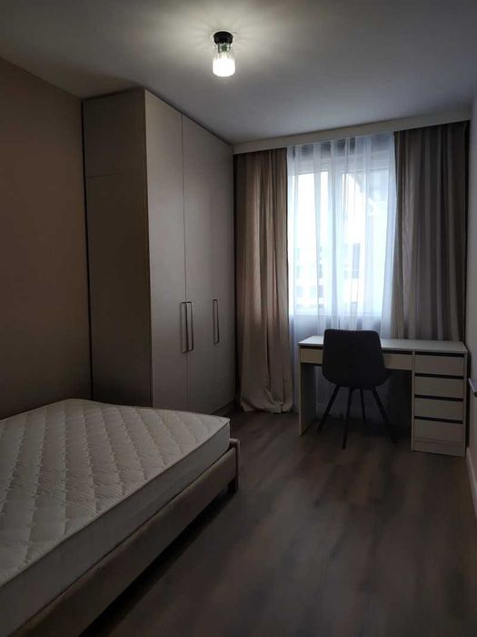 Дава се под наем Четиристаен апартамент в София, Кръстова вада - 141 кв.м за 1495.83 € - Снимка #9