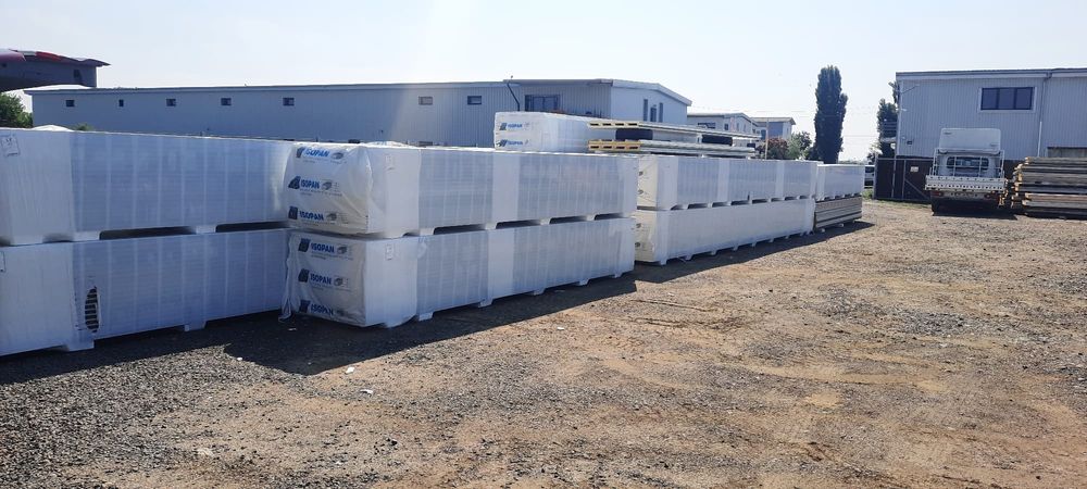 Panouri sandwich noi...