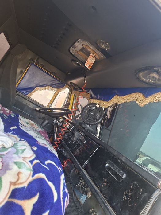 Камаз самасвал 1984.йил идиял холатда 4та газбалон 100талик дакументла