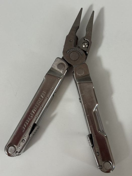 Leatherman rebar