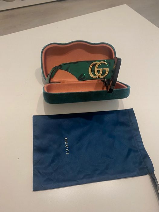 Gucci vând ochelari gucci