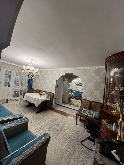 Продам 3 квартира