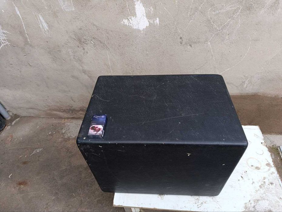 Сабуфер в машину