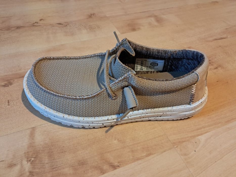 Обувки Hey Dude (нови, 40 номер)