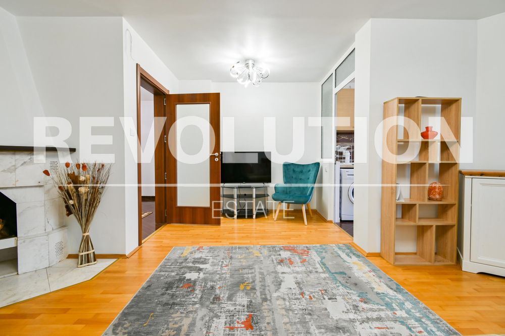 Дава се под наем Тристаен апартамент в София, Лозенец - 95 кв.м за 1000 € - Снимка #1