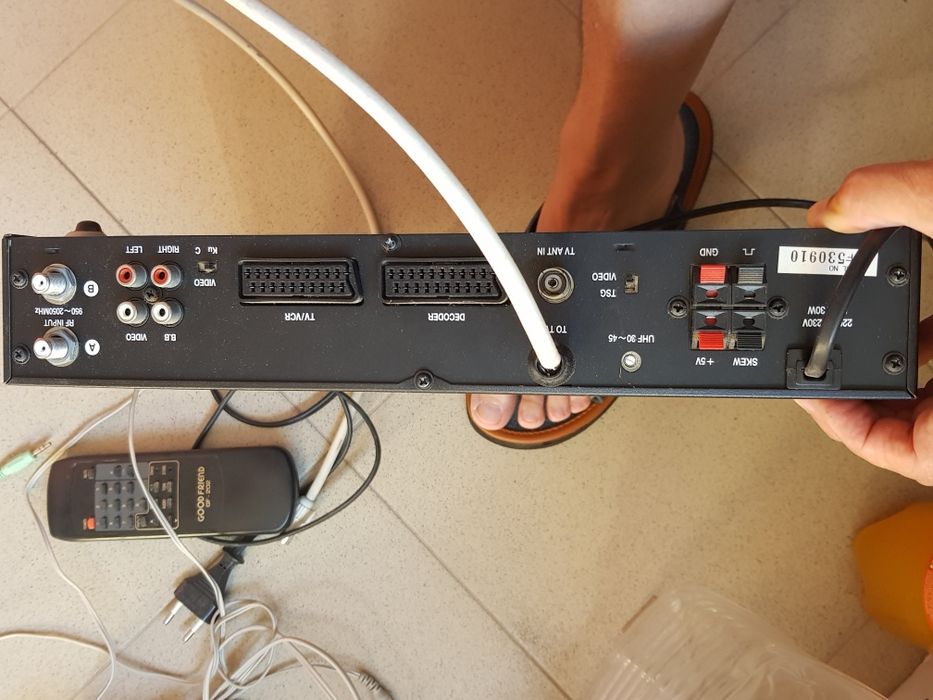 Приемник за сателитна чиния