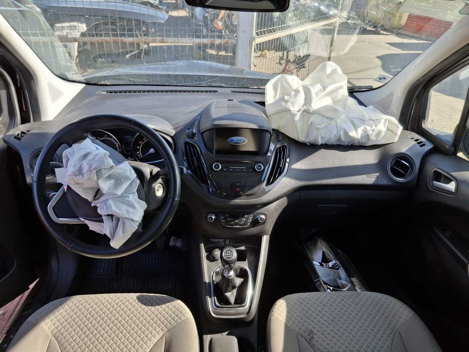 Dezmembrez Ford Tourneo Connect 1.0 EcoBoost SFCF 100 Cai 111.000 km