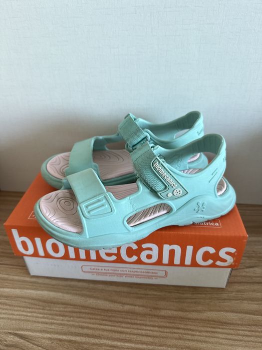 Детски сандали Crocs, Biomecanics 32
