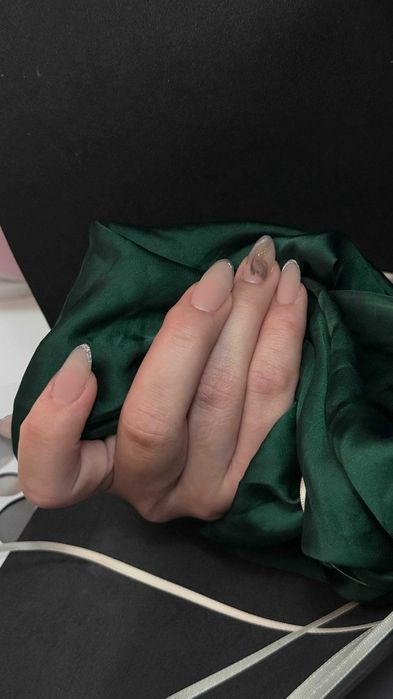 Manichiura cu gel/oja semi