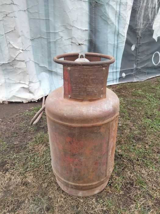 Газовый баллон газ