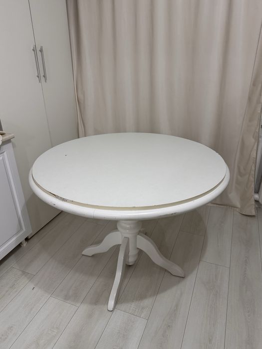 Продам дубовый круглый стол