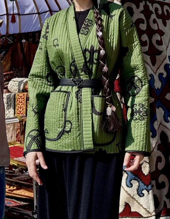 Чапан кимоно в зеленом цвете