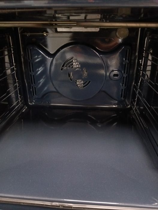 Чисто нова иноксова печка за вграждане Privileg с 2 години гаранция!