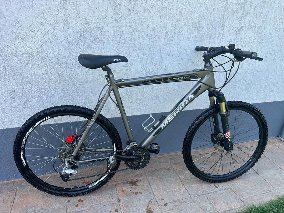 Vand Bicicleta MERIDA roti  pe 26" cadru aluminiu frane hidraulice