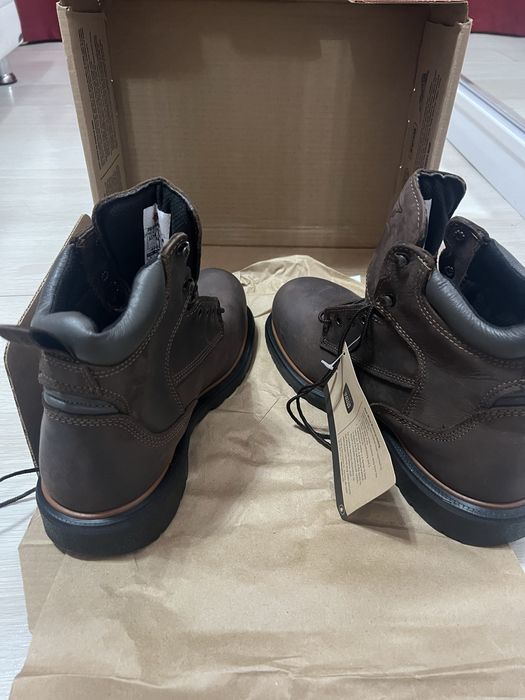 Red wings етык тшо